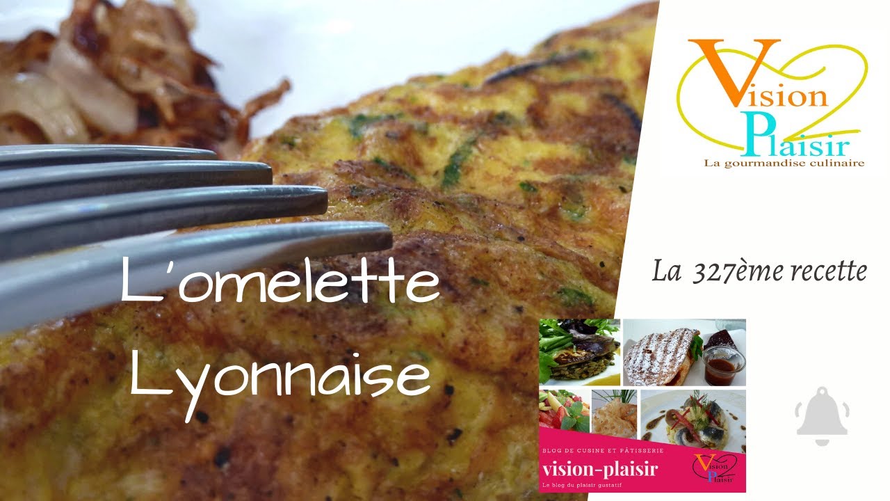Comment réaliser une omelette Lyonnaise - YouTube