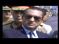الرئيس مبارك يزور قبر السادات فى ذكرى انتصار اكتوبر 1985 الرئيس مبارك يزور قبر السادات فى ذكرى انتصار اكتوبر 1985