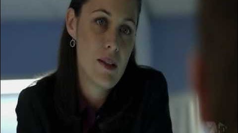 Flash Forward 1x10 - Janis Hawk is super gay