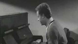 Miniatura de vídeo de "Johnny Dorelli - Calypso Melody"