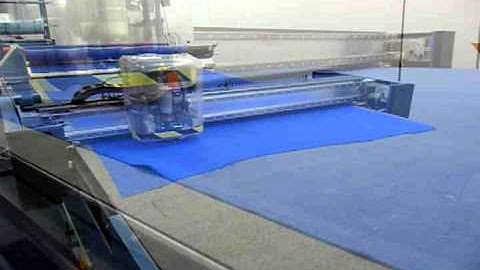 FlashCut Flex B - Elastic Textile Cutting