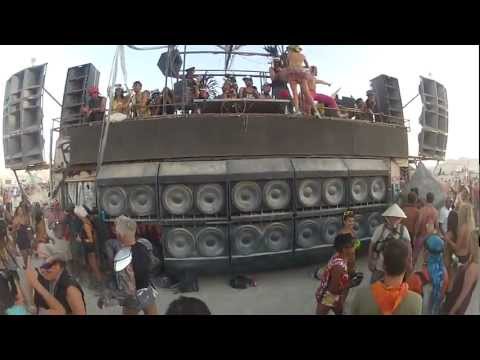 Robot Heart at Distrikt, Burning Man 2012