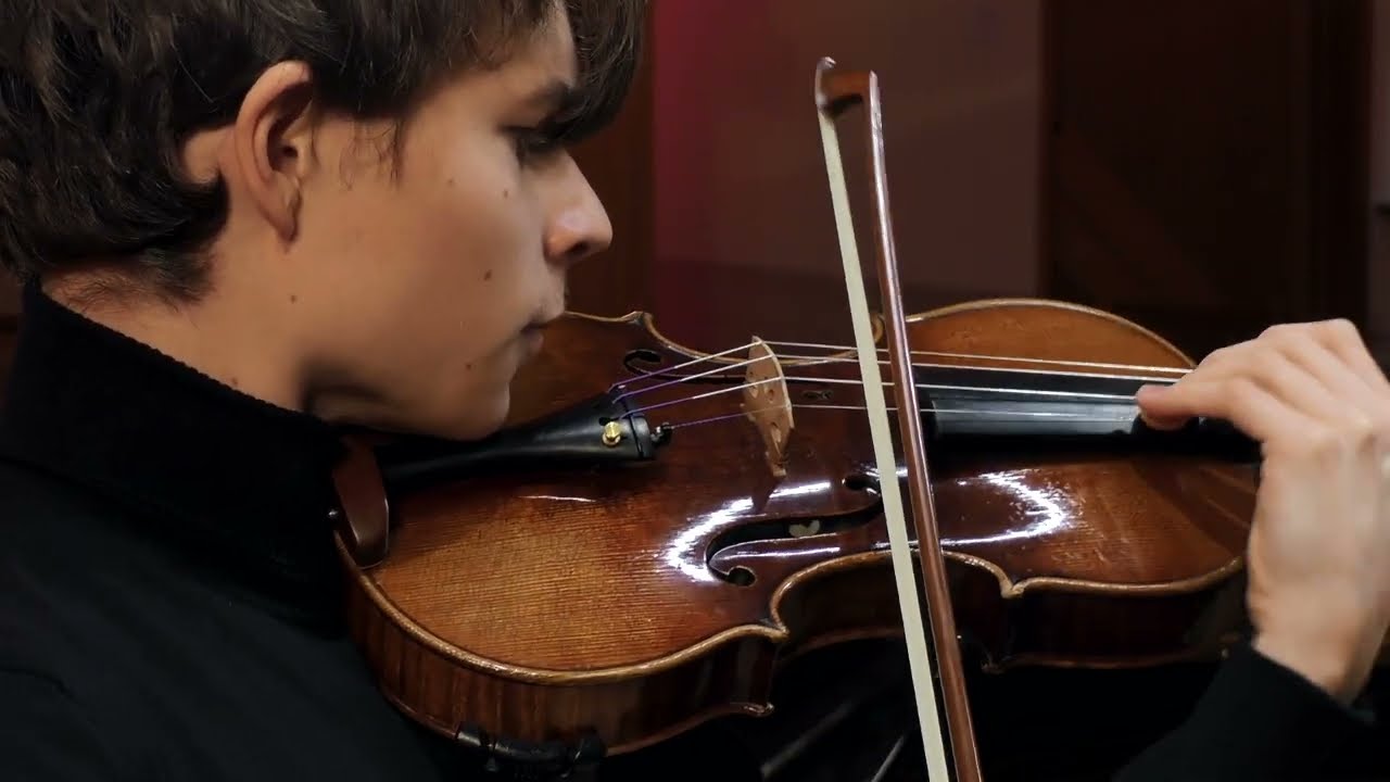 Wieniawski – Polonaise de concert Op. 4 Michał Skibiński – violin