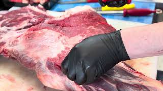How Professional Butchers Break Down a Veal shoulder #knifeskills 
