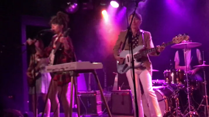 Earth Girl Helen Brown - Live at The Moroccan 4/24...