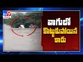 Car washed away in floodwater, 4 rescued in Khammam district