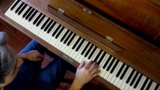 How to REALLY Play Hey Jude on Piano Lesson Tutorial Beatles - Galeazzo Frudua