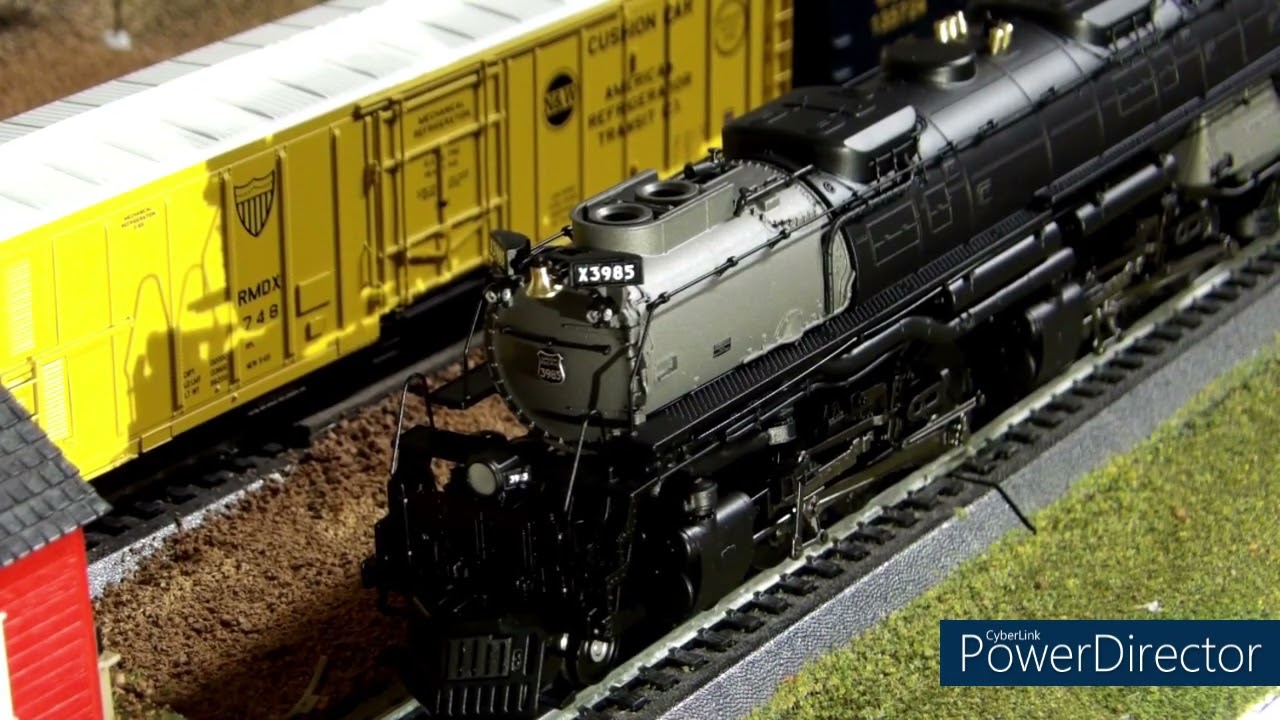 HO Scale Broadway Limited Imports Conductor's Club Union Pacific #3985 4-6-6-4 Challenger Review!