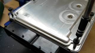 : How to easily, quickly and safely open an Engine ECU /ECM Guide - Bosch EDC16 EDC17