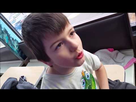 kid temper tantrum breaks sister 39 s fingerlings monkey t kid throws tantrum on christmas