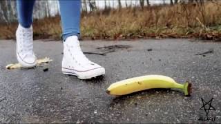 (Helga Li Reapload) Crush in white converse bananas