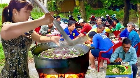 20k! Cháo lòng quê dân dã, khách khủng khiếp.