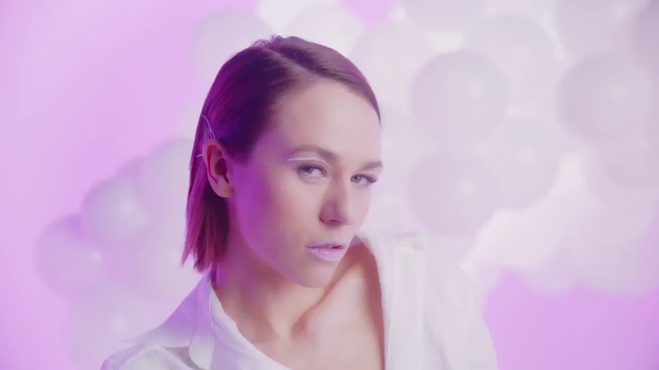 Песня кружит голову - YouTube