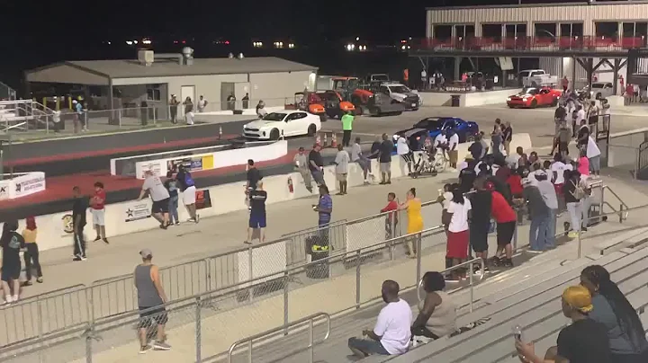 Kia stinger vs Challenger 392