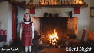 Most beautiful version of Silent Night (Oíche Chiúin) by Emma Sophia (Age 6), in Irish & English