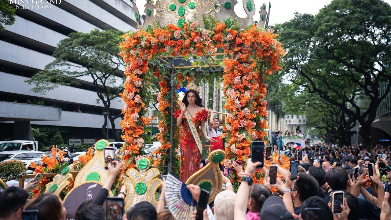 Emma Tiglao’s GRAND Homecoming Parade In Makati City 