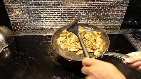 GLAZED SHIITAKE MUSHROOMS with Garlic and Thyme