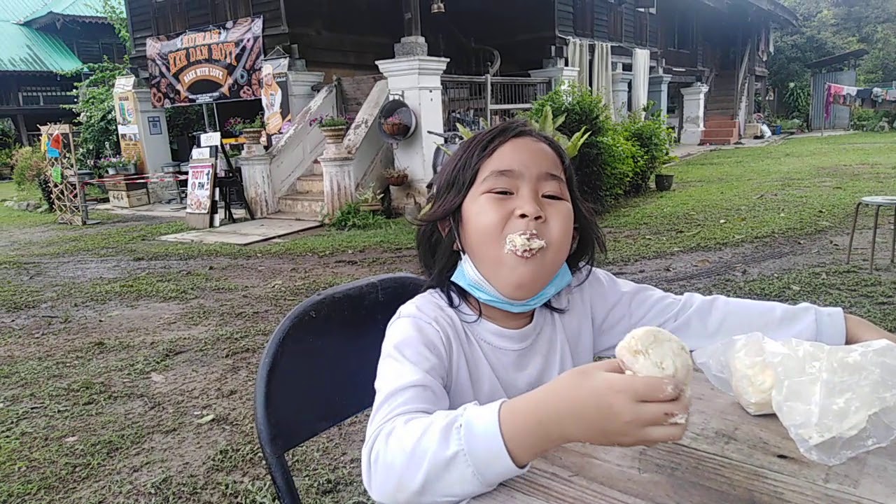 Rotiviral Kualakangsar Suasan Rumah Kek Dan Roti Rm 1 00 Youtube