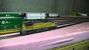 Custom Weathered Atlas C40-8 UP #9167 Sound with Working Ditch Lights