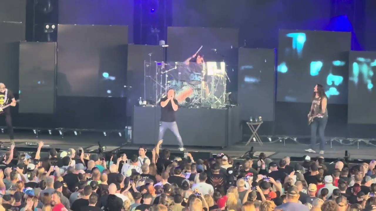3 Doors Down 