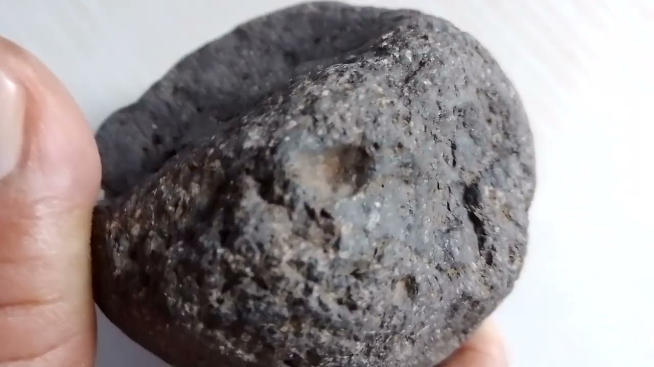 Carbonacious Chondrite Stony Iron Meteorites 650g