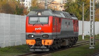 Электровоз ЭП2К-355 маневровым порядком.