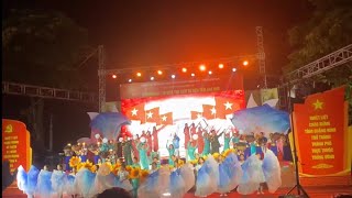 Hát múa: Bay lên Quảng Ninh ơi! Tiết mục chào mừng Thành phố Quảng Ninh