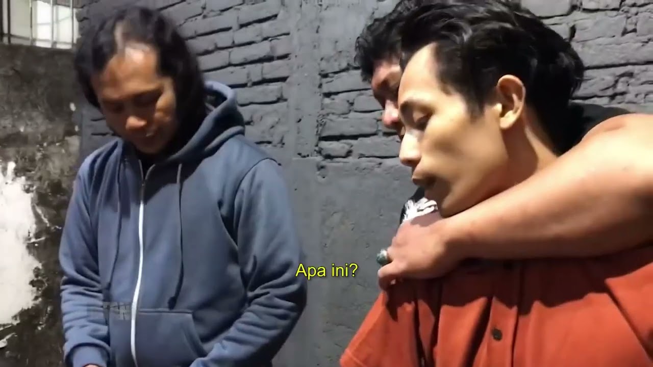 Polisi Gerebek Tempat Judi Poker Berkedok Bengkel Di Makassar, Sulawesi Selatan - JATANRAS