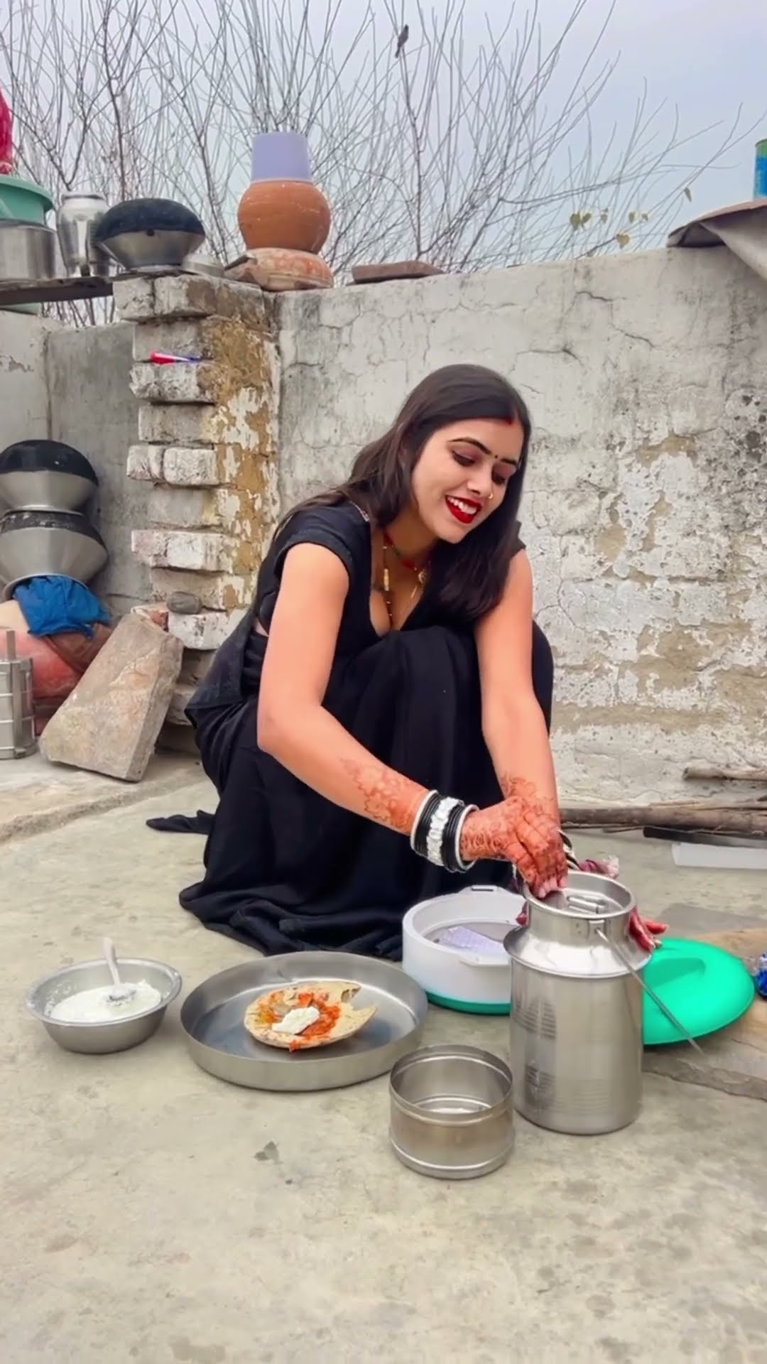 16,17 की उमर धरो तने पर #shorts #meenu #trending #ytvideo