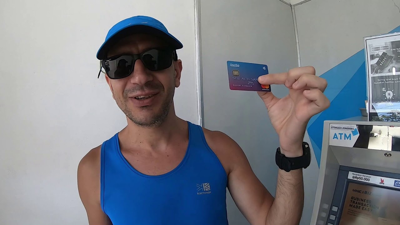 Cum poți retrage bani de la bancomat in Bali cu cardul Revolut, fără comision!😉