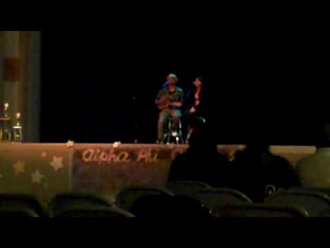 Ukulele medley APO Groove expo (Eric Michael and A...