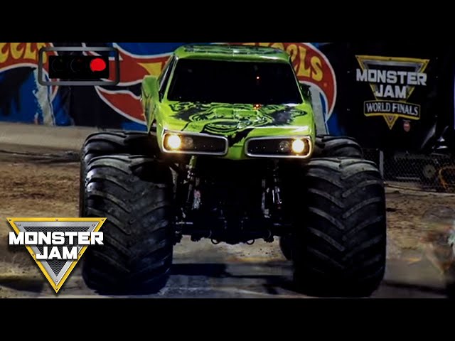 MOSS モス　TWISTER FREEDOM TWFD 163W 22-23 Gas Monkey Garage vs FS1 Cleatus | World Finals 17 Racing