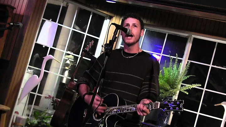 Thomas Mott  "Be Careful" 1-5-2012 Live at The Vic...