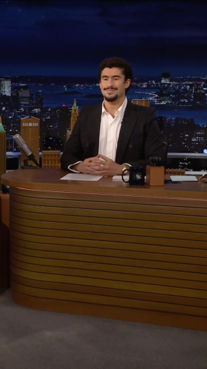 #BadBunny \u0026 Jimmy recreate a photo with Jimmy’s wax figure in 2018 ? #FallonTonight