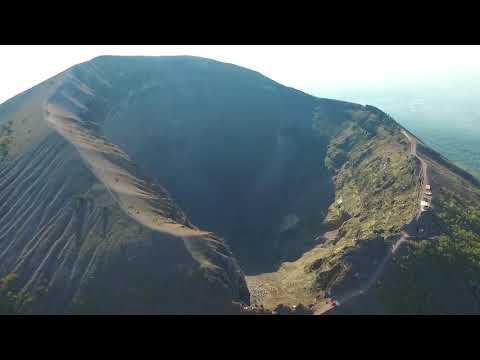 Video: Apakah jenis gunung berapi Gunung Vesuvius?