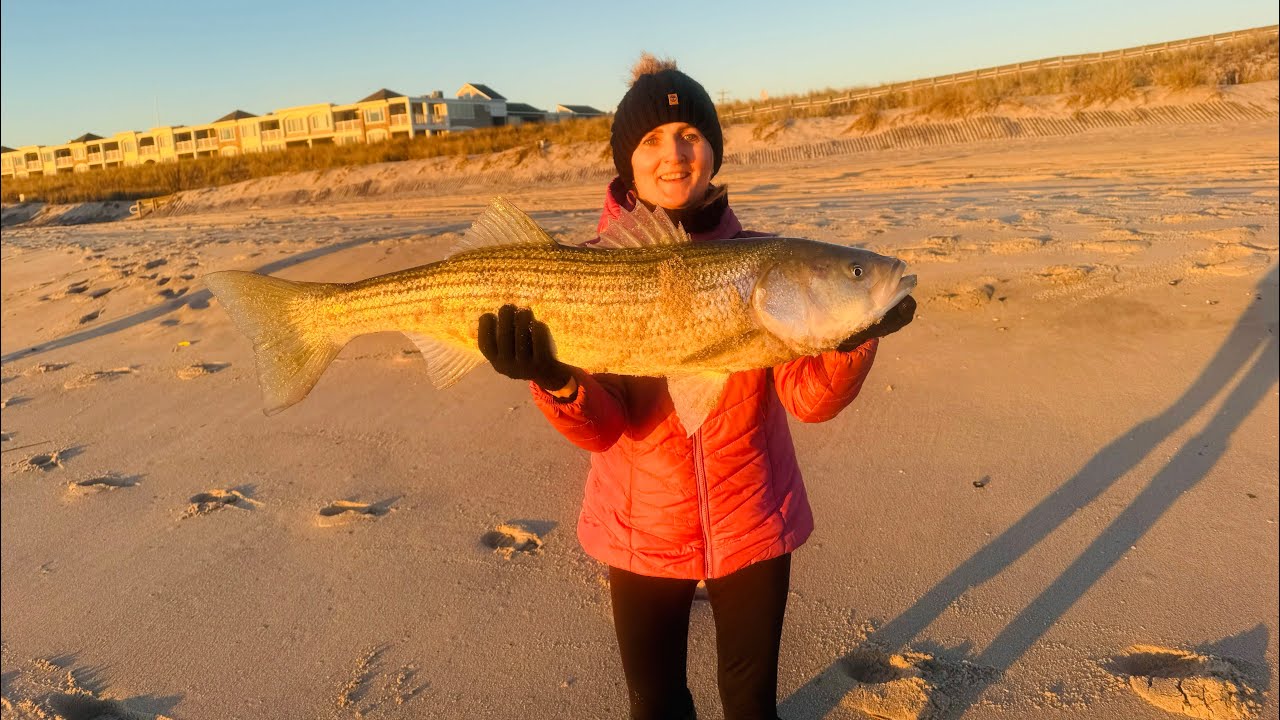 The Wifey catches a Big Ole Bass! 🥳