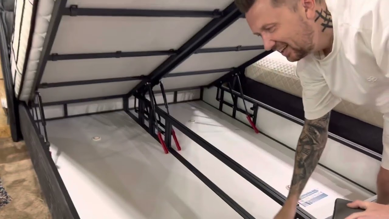 #турция #переезд #русскиевтурции #мебель Хороший день.Выбираем мебель в ...