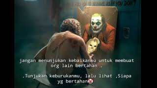 joker.......tersenyum!!! bukan tertawa!!!