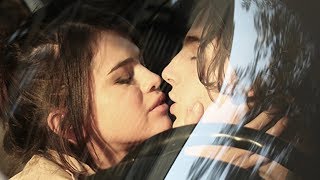 Selena gomez kisses super hot guy and the weeknd reacts. plus - sel &
moved in together a new york city apartment. subscribe
http://bit.ly/2duq...