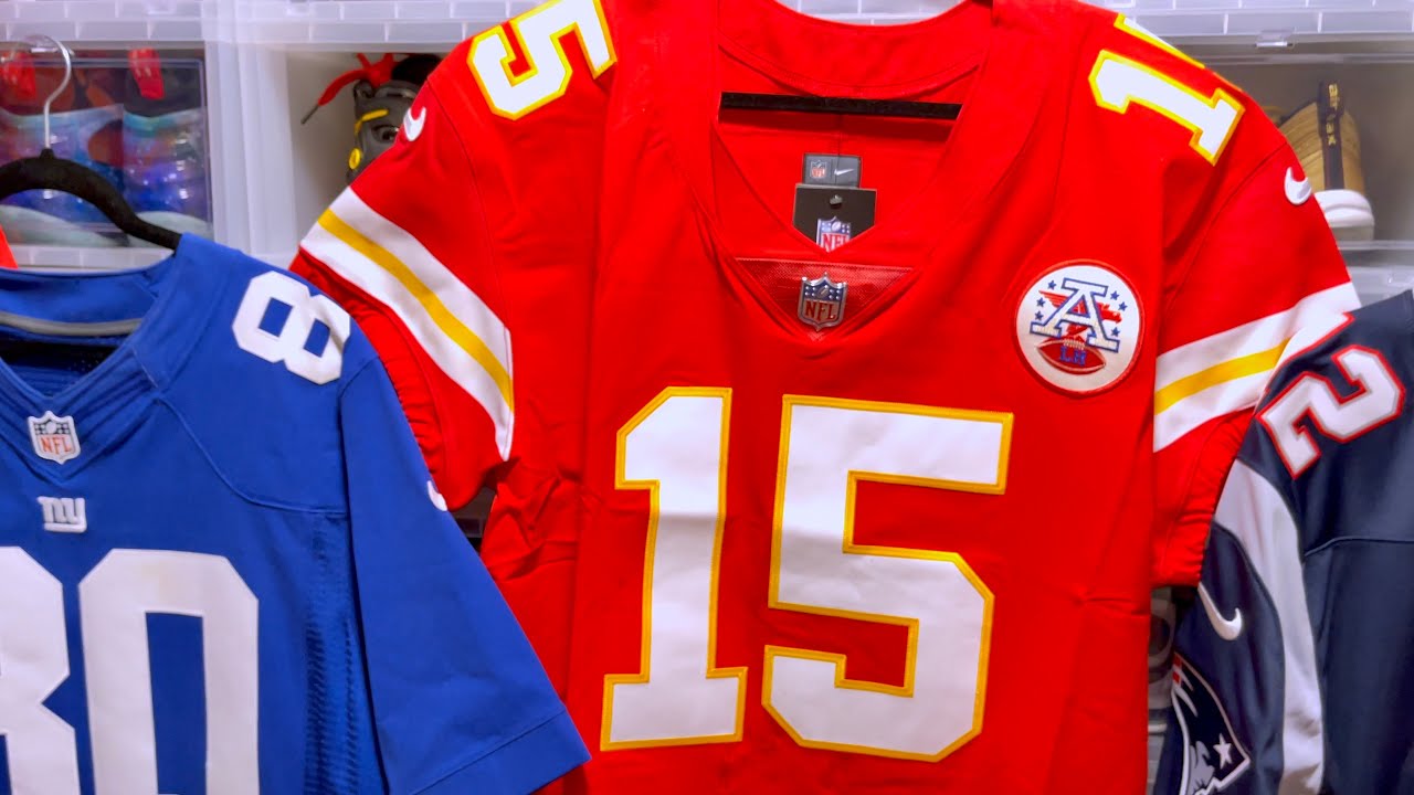 Patrick Mahomes Nike Elite vs Game Jersey Plus How They Fit - YouTube