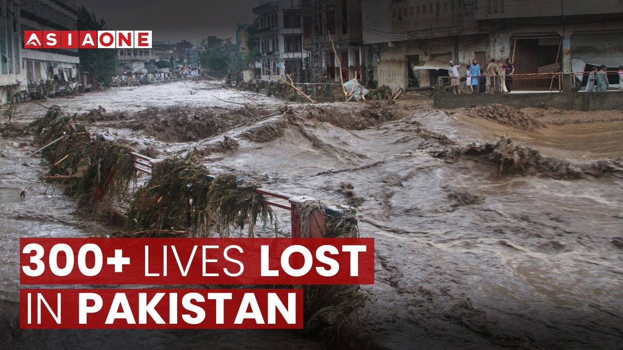 Heavy Rains and Flash Floods Kill 300+ in Northwestern Pakistan | Asia One News