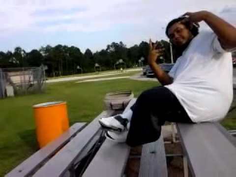 Chillen at the benches at opjh - YouTube
