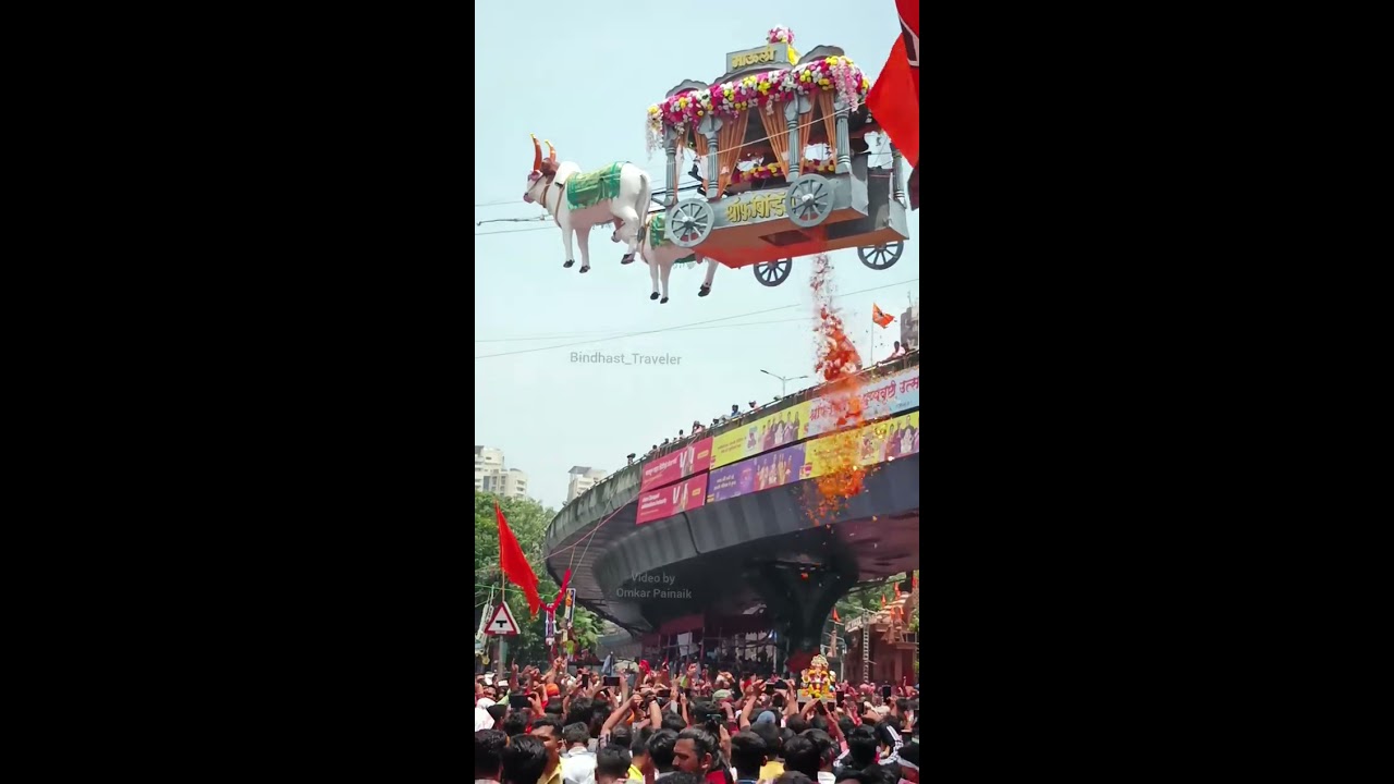 #ganpati2022 #ganesha #visarjan #hindu#festival #mumbai #lalbaug #ganpatidecoration