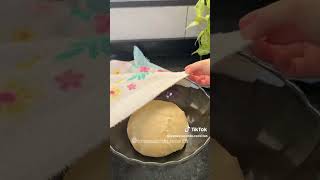 JOELHO DE PRESUNTO E QUEIJO