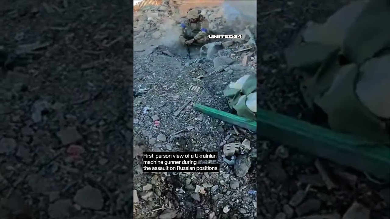 Epic🔥 First-person view of Ukrainian machine gunner duringthe assault on Russian positions 