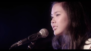 Thumbnail of 細水長流 MV XiShuiChangLiu 我的朋友家，我的同学我爱过的一切" 电影原声带 That Girl In Pinafore Soundtrack