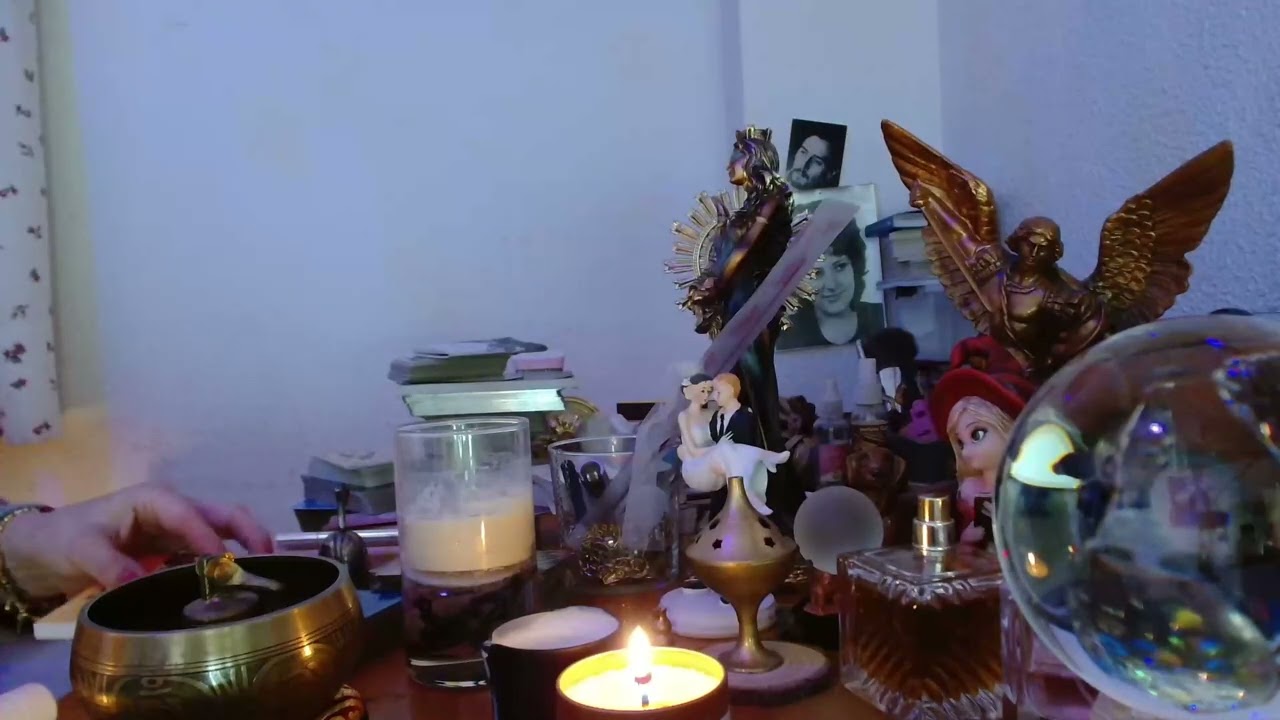 PIENSA EN TI PERO SE MIENTE