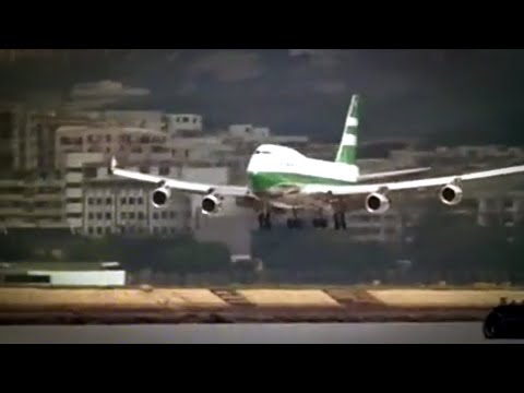 Remastered 1994 Cathay Pacific Hong Kong Kai Tak Airport Arrival Video