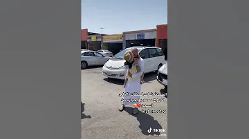 عاجل لحظه خروج الرادود ملا محمد ابو جباره من السجن ويلتقي بابناته ويبكي 