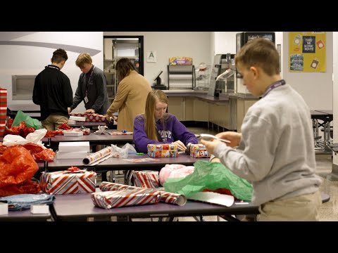 Barret Traditional Middle School – Houses with Heart Service Project